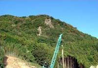 道路工事中の岩盤崩落/落石監視